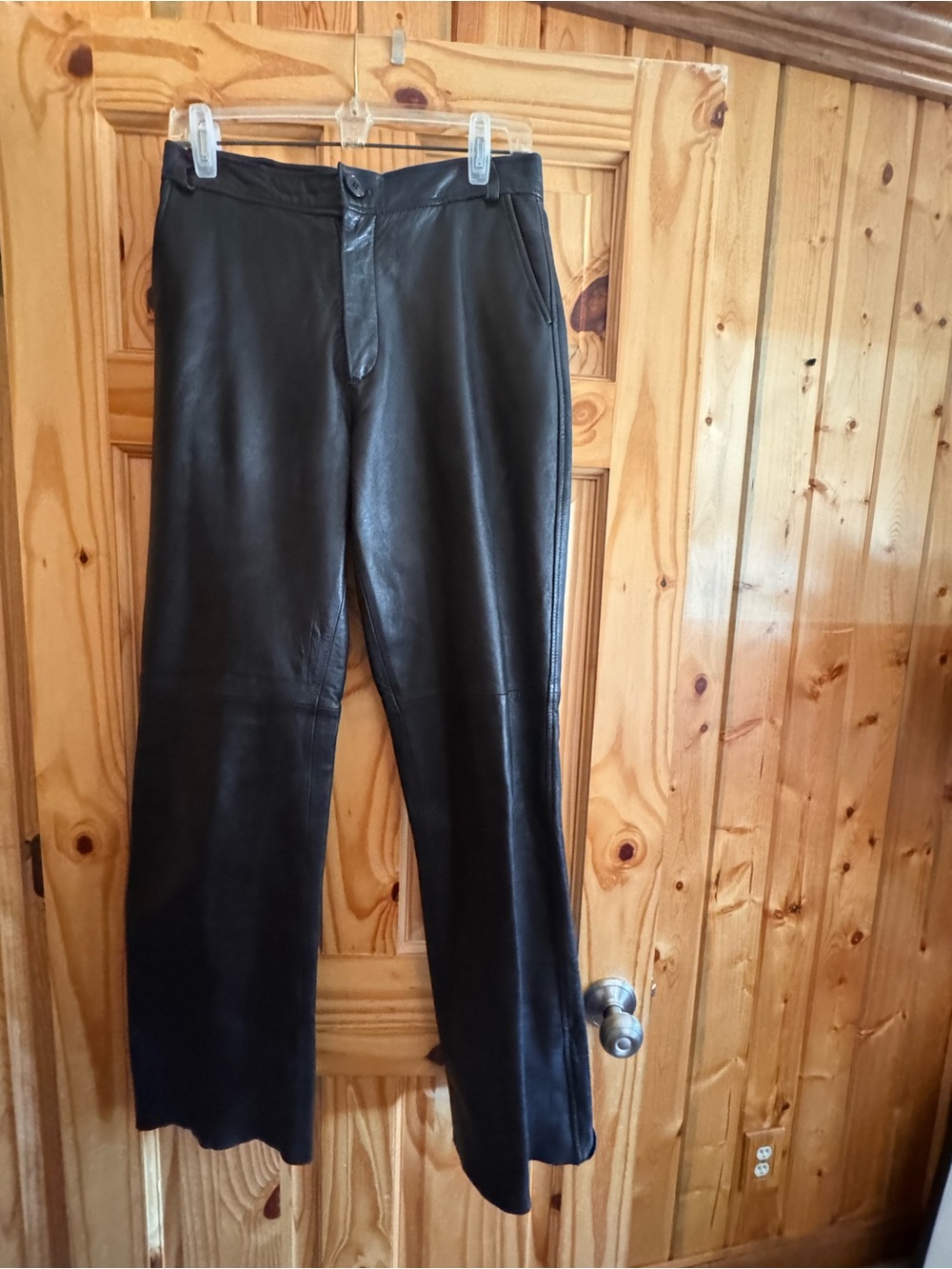 Wilson Women’s Soft Black Leather Straight Cut Pants